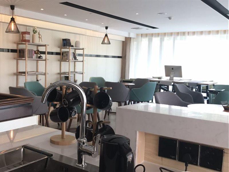 Jinjiang Metropolo Hotel Nanjing Jiangjun Dadao Hehai University Branch Eksteriør billede